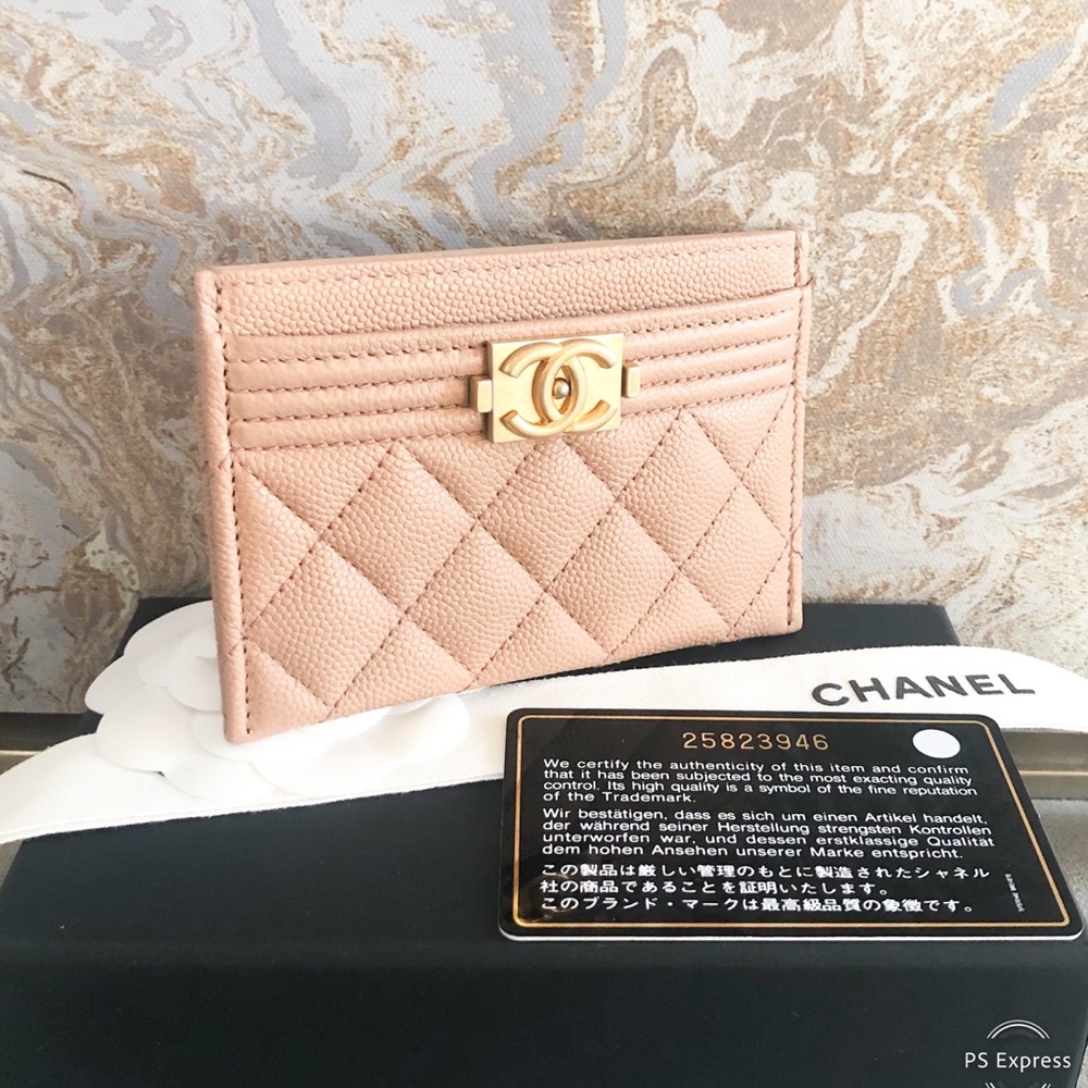 CHANEL Beige Quilted Card Holder with Gold Logo